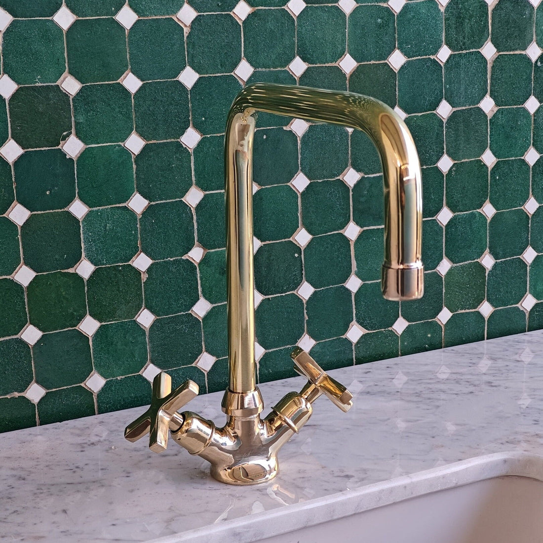 Unlacquered Solid Brass Single-Hole Faucet - Kitchen & Bathroom - bohoprime