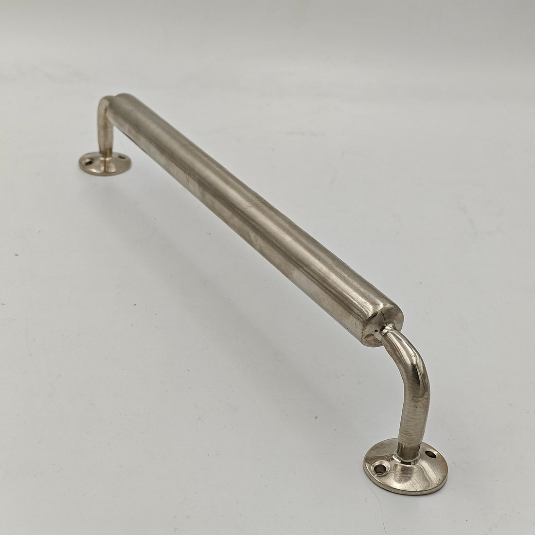 Vintage Wall-Mounted Brass Towel Holder - Solid Nickel Finish, Decorative 16-Inch Rod - bohoprime
