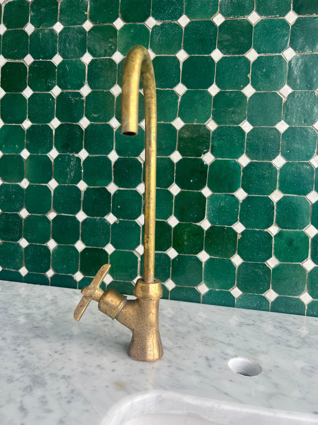 Brass Cold Water Single Handle Faucet - Stylish and Durable - bohoprime