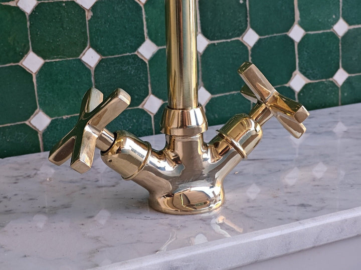 Unlacquered Solid Brass Single-Hole Faucet - Kitchen & Bathroom - bohoprime