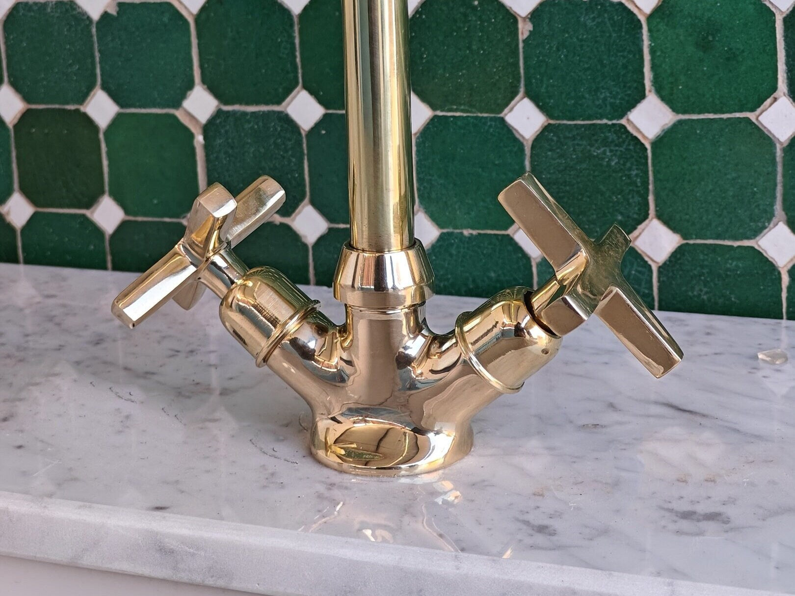 Unlacquered Solid Brass Single-Hole Faucet - Kitchen & Bathroom - bohoprime