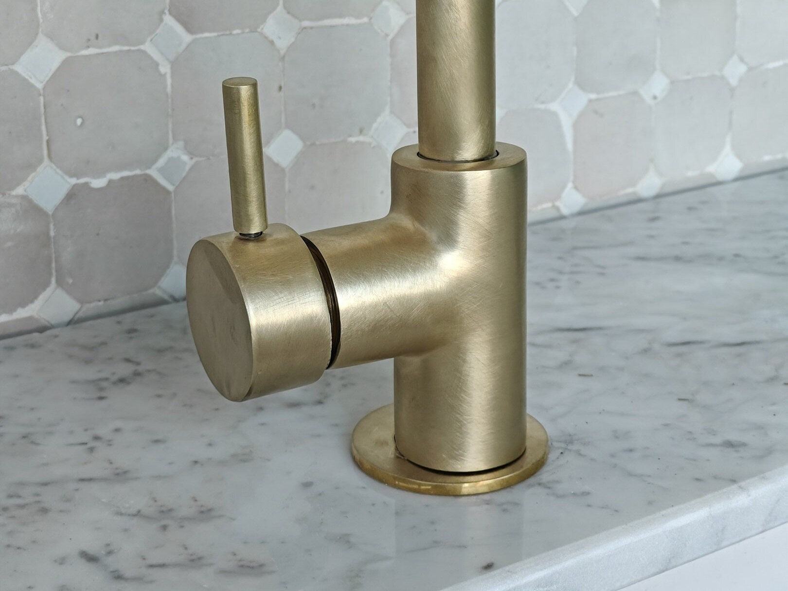 Unlacquered Brass Single-Hole Basin Faucet - Antique Brass Sink Mixer Tap - bohoprime