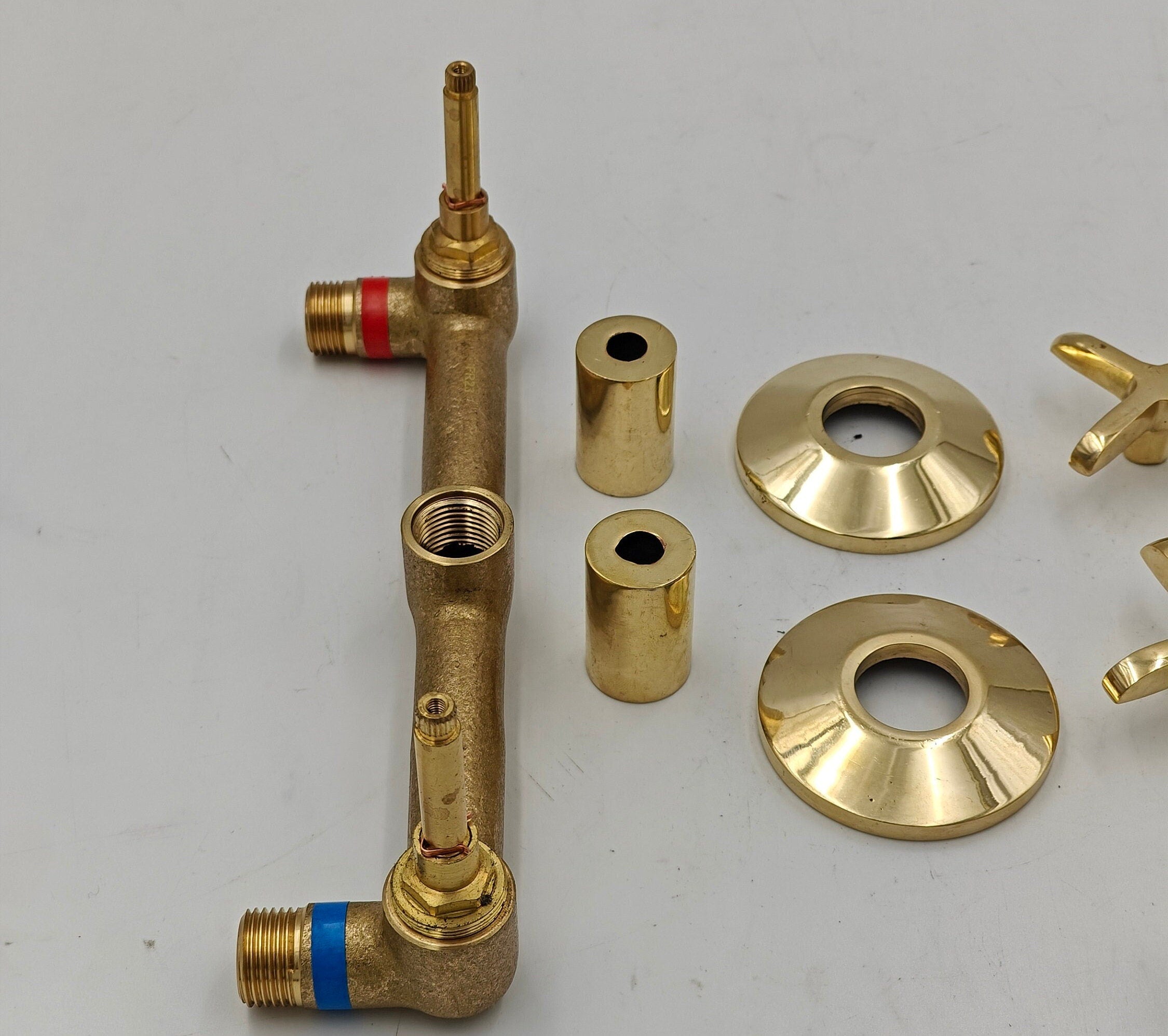 Unlacquered Solid Brass Wall-Mounted Bathroom Sink Faucet – Classic Tub Filler - bohoprime