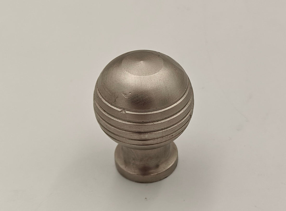 Handmade Unlacquered Brass Cabinet Handles. Round cabinet handles - Brass Knobs - bohoprime